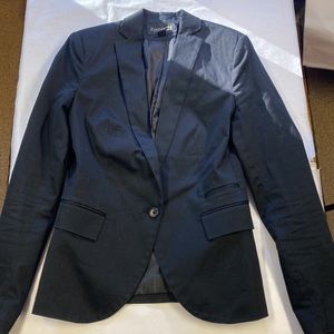 Forever 21 black blazer